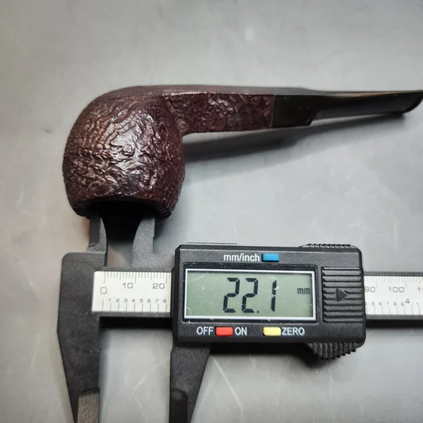 Comoy's Greshams Giants 5XL Bulldog, Unsmoked [SOLD OUT] - Image 4