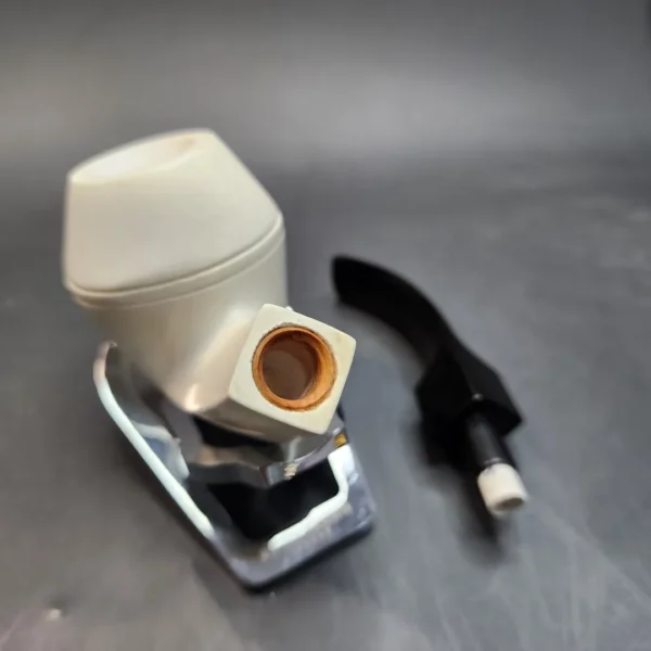 MBSD Meerschaum Deluxe Bent Bulldog, Block Meerschaum, 9mm [SOLD OUT] - Image 15