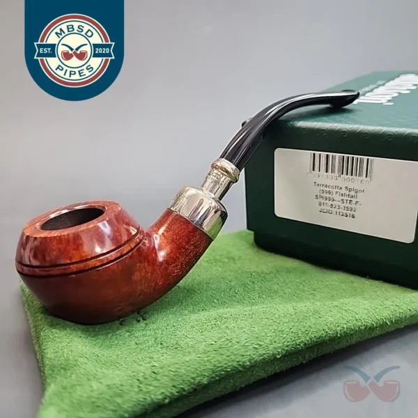 Peterson Terracotta Spigot 999, Bent Rhodesian, Fishtail [SOLD OUT]