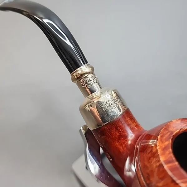 Peterson Terracotta Spigot 999, Bent Rhodesian, Fishtail [SOLD OUT] - Image 7