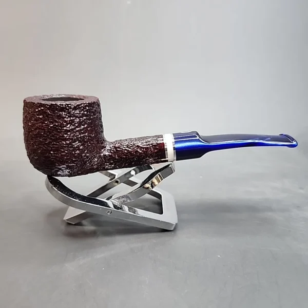 Savinelli 2023 Saint Nicholas 121 KS, 6mm [SOLD OUT] - Image 3