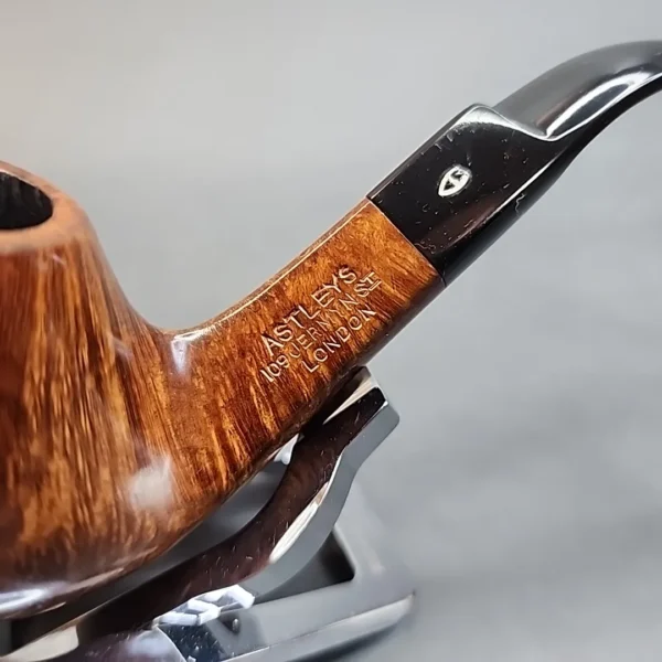 Astleys 109 Jermyn ST London, Smooth Bent Brandy Estate Pipe, English Estates [SOLD OUT] - Image 4