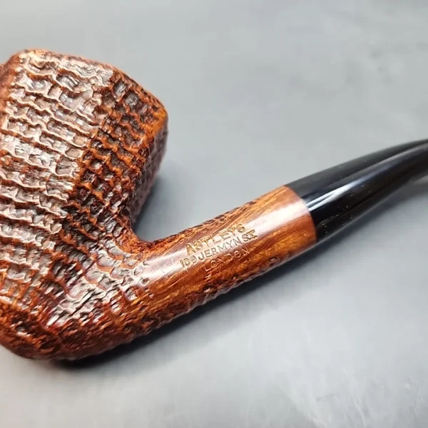 Astleys 109, Sandblasted Dublin Panel Briar Pipe, English Estates [SOLD OUT] - Image 9