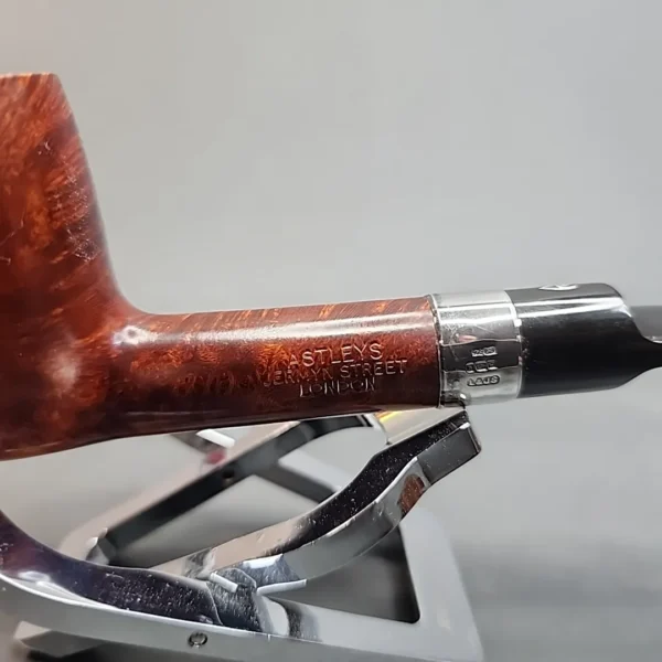 Astleys of London, Les Wood Made Lovat Estate Briar Pipe, Unsmoked [SOLD OUT] - Image 5
