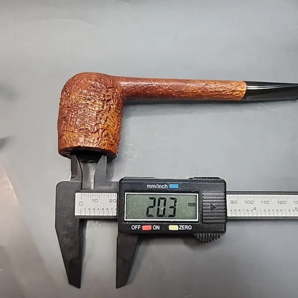 Reuben Era Charatan's Make 402, Sandblasted Canadian Briar Pipe, English Estates [SOLD OUT] - Image 10