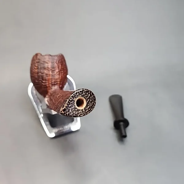 Armentrout Sandblasted Artisan Estate Briar Pipe, American Estates [SOLD OUT] - Image 13