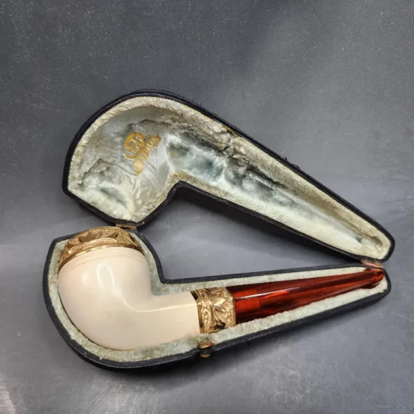 Unsmoked CPF Gold Mounted Bulldog Estate Block Meerschaum Pipe [SOLD OUT] - Image 3