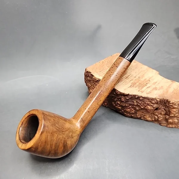 Savinelli Oscar 8002 Smooth Canadian Estate Briar Pipe [SOLD OUT] - Image 3