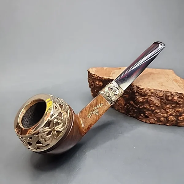 WDC Real Amber, Gold Mounted Bulldog Estate Briar Pipe [SOLD OUT] - Image 3