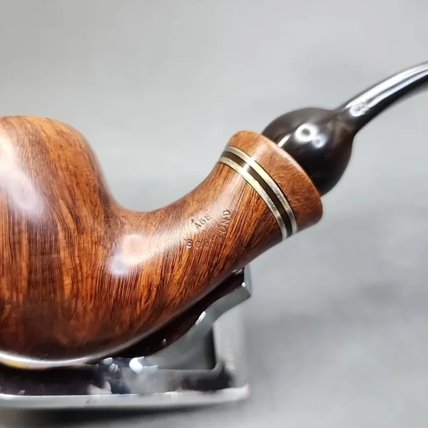 Age Bogelund Smooth Bent Dublin Estate Briar Pipe, Danish Estates (9mm) [SOLD OUT] - Image 4