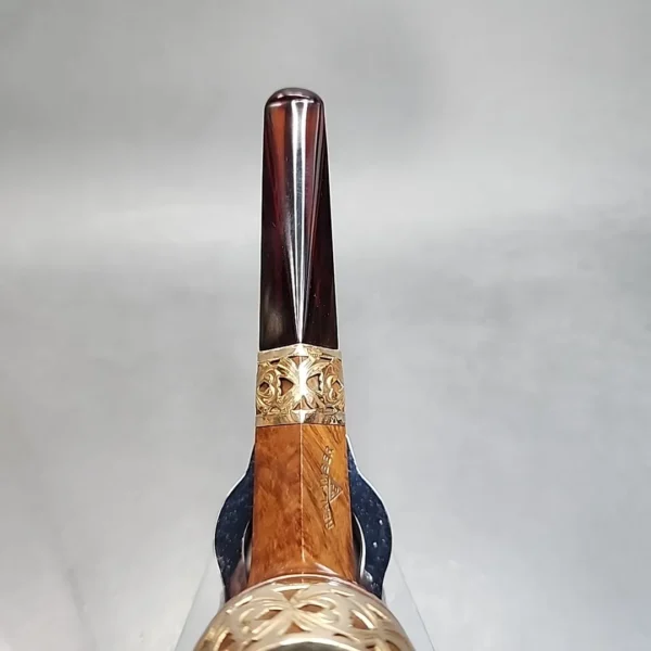 WDC Real Amber, Gold Mounted Bulldog Estate Briar Pipe [SOLD OUT] - Image 7