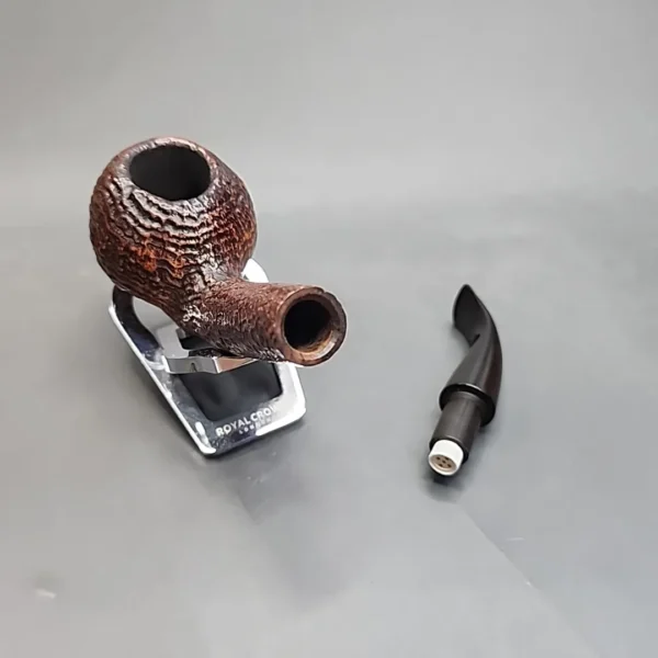 Age Bogelund D Sandblasted Bent Apple Estate Briar Pipe, Danish Estates (9mm) - Image 13