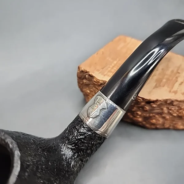 Peterson Pipe of the Year 2013 B62 Sandblasted Estate Briar Pipe, Irish Estates [SOLD OUT] - Image 4