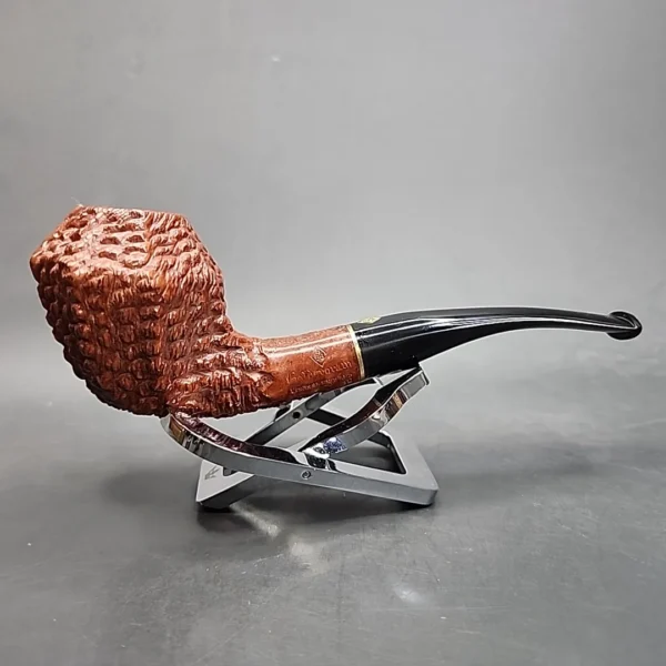 BBB Bolder Grain 10 Rusticated Estate Briar Pipe, Unsmoked [SOLD OUT] - Image 4