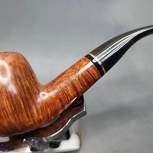 Savinelli Champagne 626, Smooth Bent Apple Estate Briar Pipe, 9mm [SOLD OUT] - Image 4