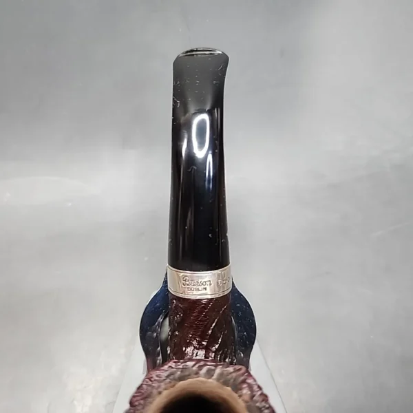 Peterson 2023 Christmas 05 Bent Dublin Estate Briar Pipe - Image 7