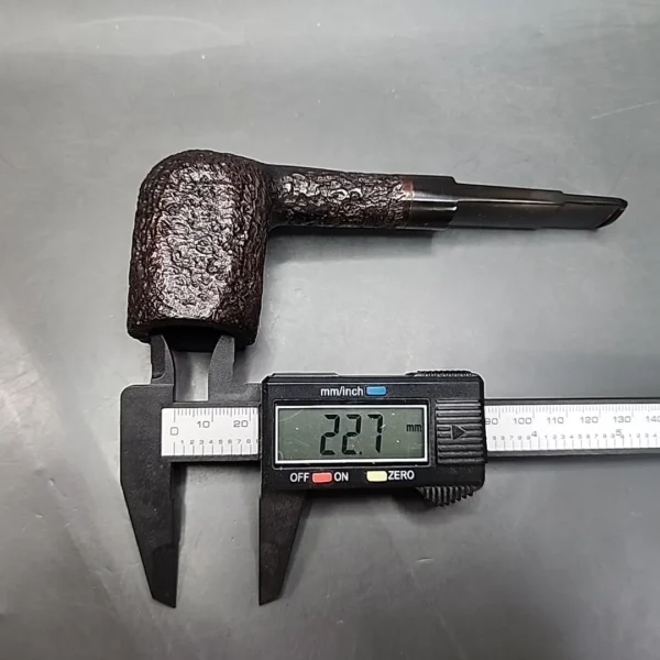 Charatans Make 652 DC Sandblasted Panel Estate Briar Pipe, Lane Era - Image 11
