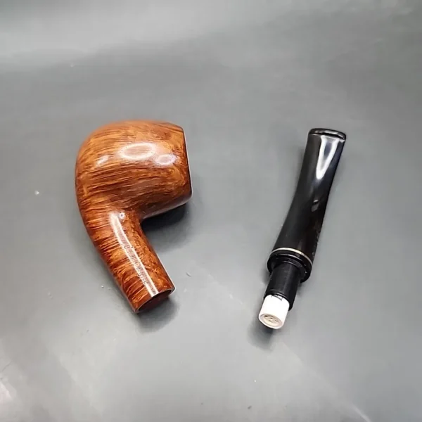Savinelli Champagne 626, Smooth Bent Apple Estate Briar Pipe, 9mm [SOLD OUT] - Image 13