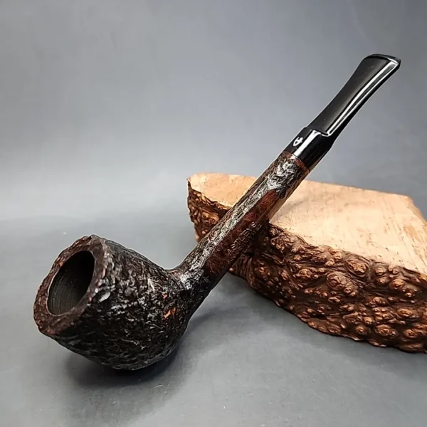 Astleys of London Rusticated Lovat Estate Briar Pipe - Image 3