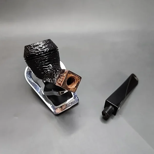 Peterson 2021 Christmas Pipe, Baker Street, Sandblasted Bulldog Estate Briar Pipe, Irish Estates [SOLD OUT] - Image 13