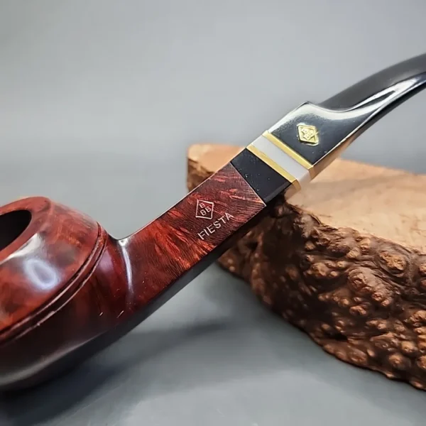 BBB Fiesta 420, Smooth Bent Bulldog Estate Briar Pipe, Unsmoked - Image 3