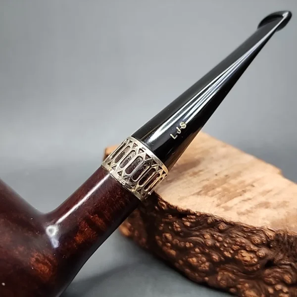 Ferndown REO 2 Star Smooth Pot Estate Briar Pipe - Image 3
