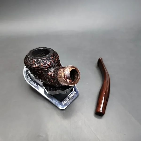 Peterson 2019 Christmas 999 Rusticated Bent Rhodesian Estate Briar Pipe, Irish Estates [SOLD] - Image 12