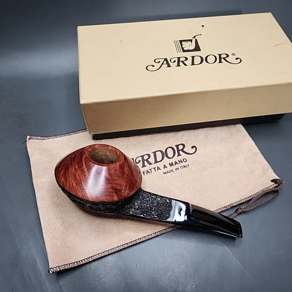 Ardor Urano Big 2021 Partially Rusticated Bulldog Estate Briar Pipe, Italian Estates [SOLD] - Image 3