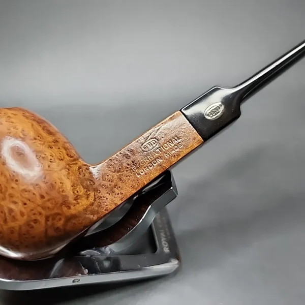 GBD International 9487 Square Shank Apple Estate Briar Pipe, English Estates - Image 5