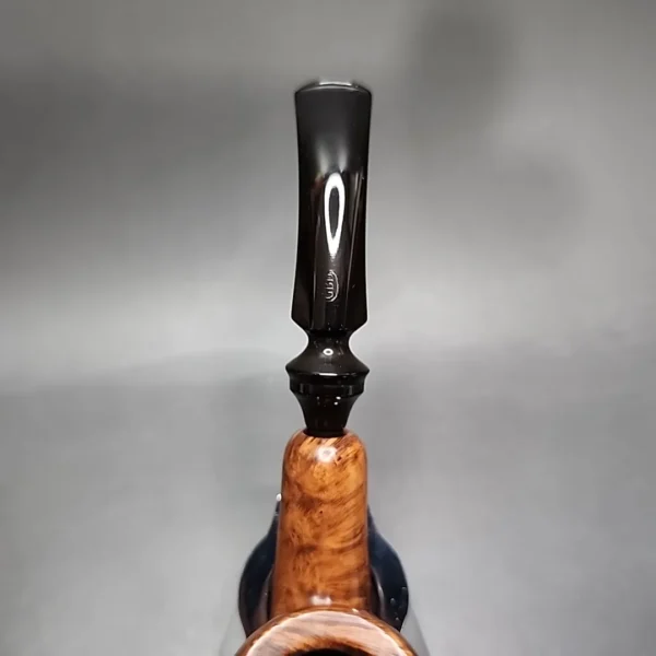 GBD London Made 7019 Smooth Estate Briar Pipe - Image 6