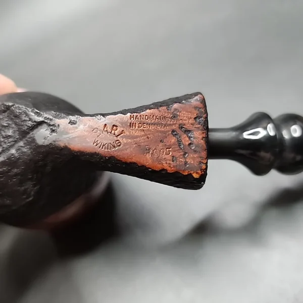 Bari Wiking Partially Sandblasted Egg Estate Briar Pipe, Unsmoked [SOLD] - Image 8