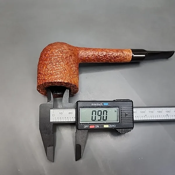 Reuben Era Charatans Make Free Hand Relief, Estate Briar Pipe, English Estates [SOLD] - Image 12