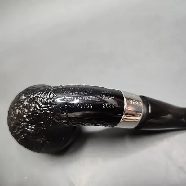 Peterson Pipe of the Year 2024 550/1100 Sandblasted Rhodesian Briar Pipe, New - Image 10