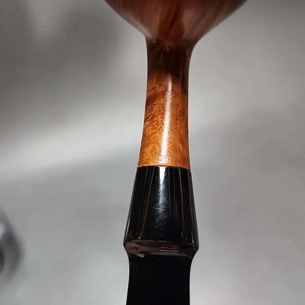 WO Larsen Straight Grain F Smooth Apple Estate Briar Pipe, Danish Estates - Image 10