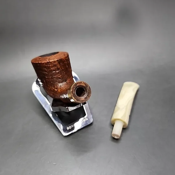 Comoy's Christmas 2018 Sandblasted Dublin Estate Briar Pipe, Unsmoked - Image 12