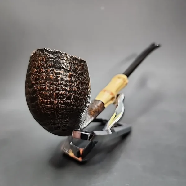 Tsuge 503 Sandblasted Estate Briar Pipe - Image 4