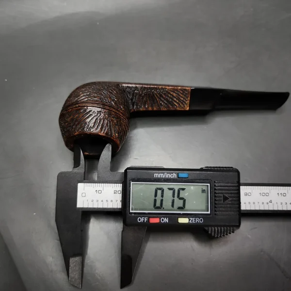 1946-1979 Sasieni Four Dot Rustic Melton Bulldog Estate Briar Pipe, English Estates - Image 11