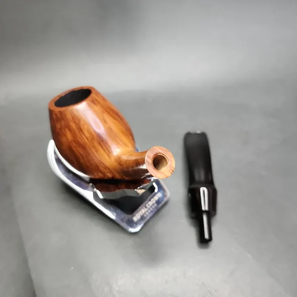 WO Larsen Straight Grain F Smooth Brandy Estate Briar Pipe, Danish Estates - Image 12