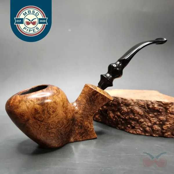 Danish Smooth Freehand Sitter Estate Briar Pipe, Danish Estates