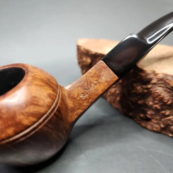 Schulte's / Max Schulte Smooth Bulldog Sitter Estate Briar Pipe, American Estates - Image 3