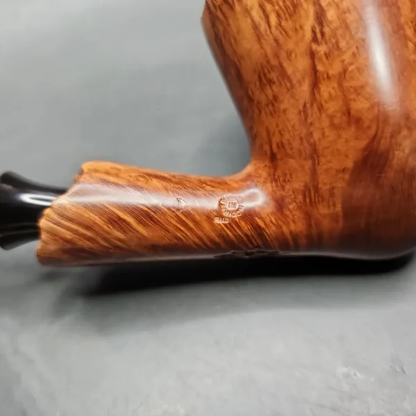 Comoy's Unique Smooth Freehand Estate Briar Pipe, English Estates - Image 9