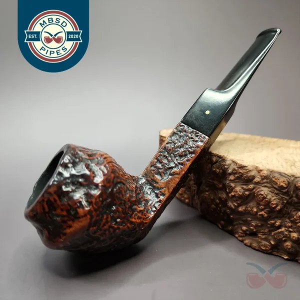 Dunhill Patent Era Shell Sandblasted Bulldog Estate Briar Pipe, English Estates