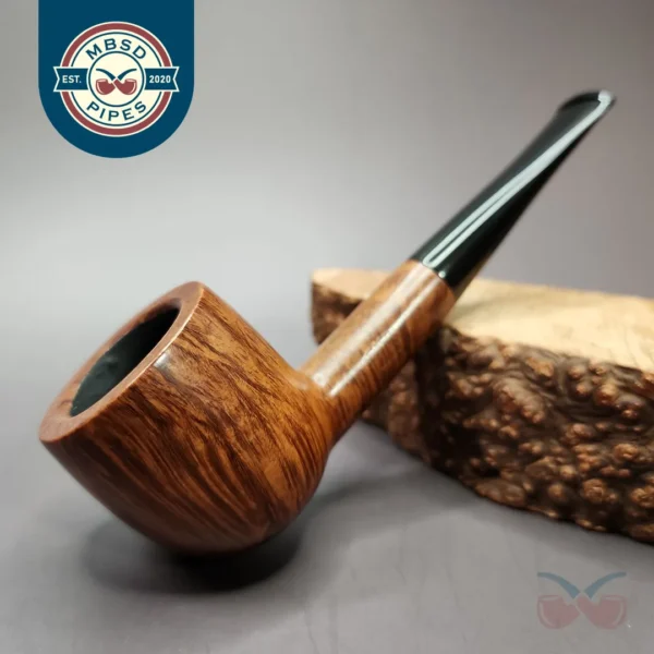 Selected Straight Grain (Comoy's) 126 Smooth Pot Estate Briar Pipe, English Estates