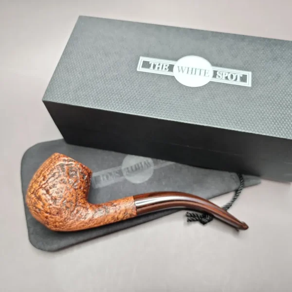Dunhill 2018 County 4113 Sandblasted Bent Billiard Estate Briar Pipe, Unsmoked - Image 3
