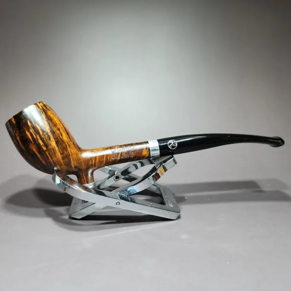 Rattray's Old Perth 33 Smooth Contrast Cutty Estate Briar Pipe, Unsmoked - Image 5