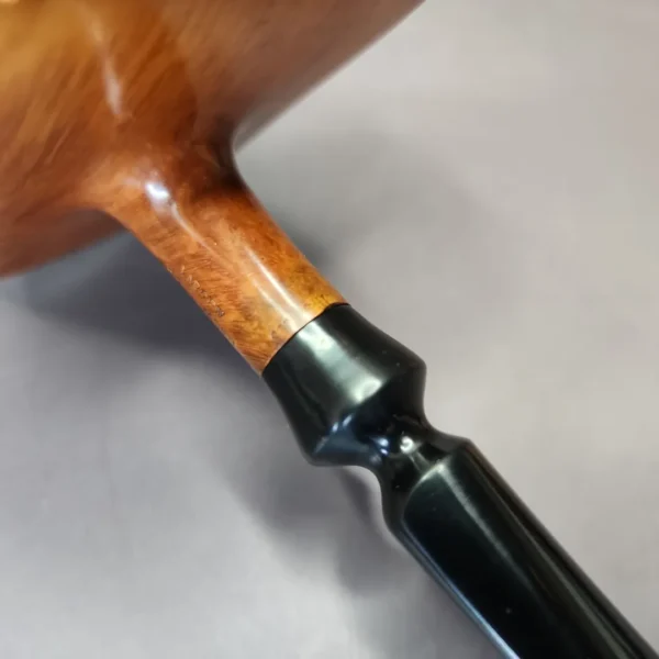 WO Larsen (Sven Knudsen) Straight Grain Gr 5 Smooth Sitter Estate Briar Pipe, Danish Estates - Image 10