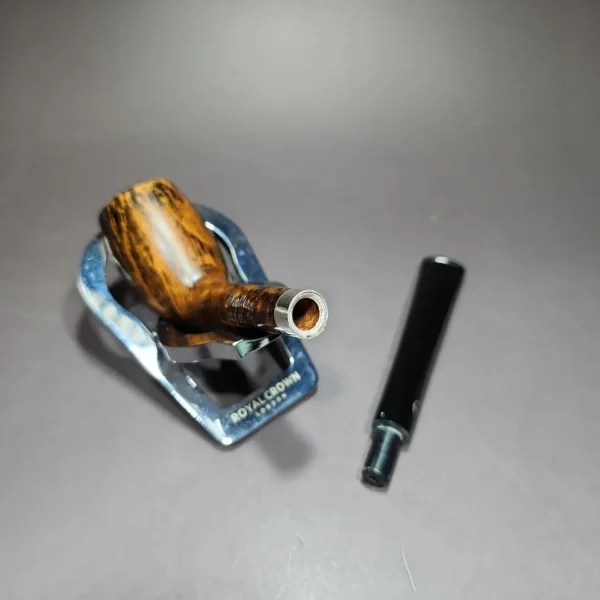 Rattray's Old Perth 33 Smooth Contrast Cutty Estate Briar Pipe, Unsmoked - Image 11