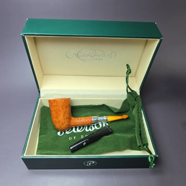 Peterson Amber Spigot D17 Smooth Dublin Estate Briar Pipe, Unsmoked - Image 2