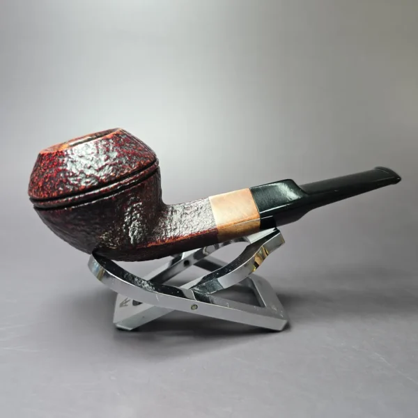 WO Larsen Sandblasted Bulldog Estate Briar Pipe, Danish Estates - Image 2