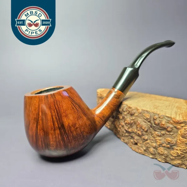 W.O. Larsen Straight Grain Smooth Brandy Estate Briar Pipe, Unsmoked